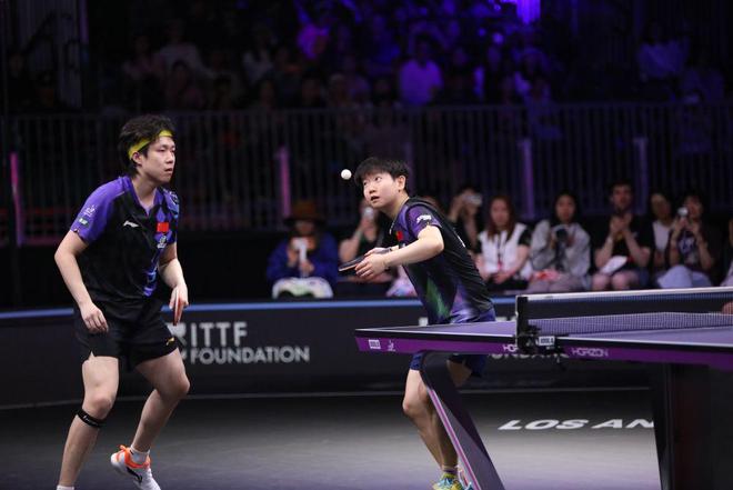 老板神预言全程应验!尼克斯时隔53年圆梦,夺得2026年NBA总冠军